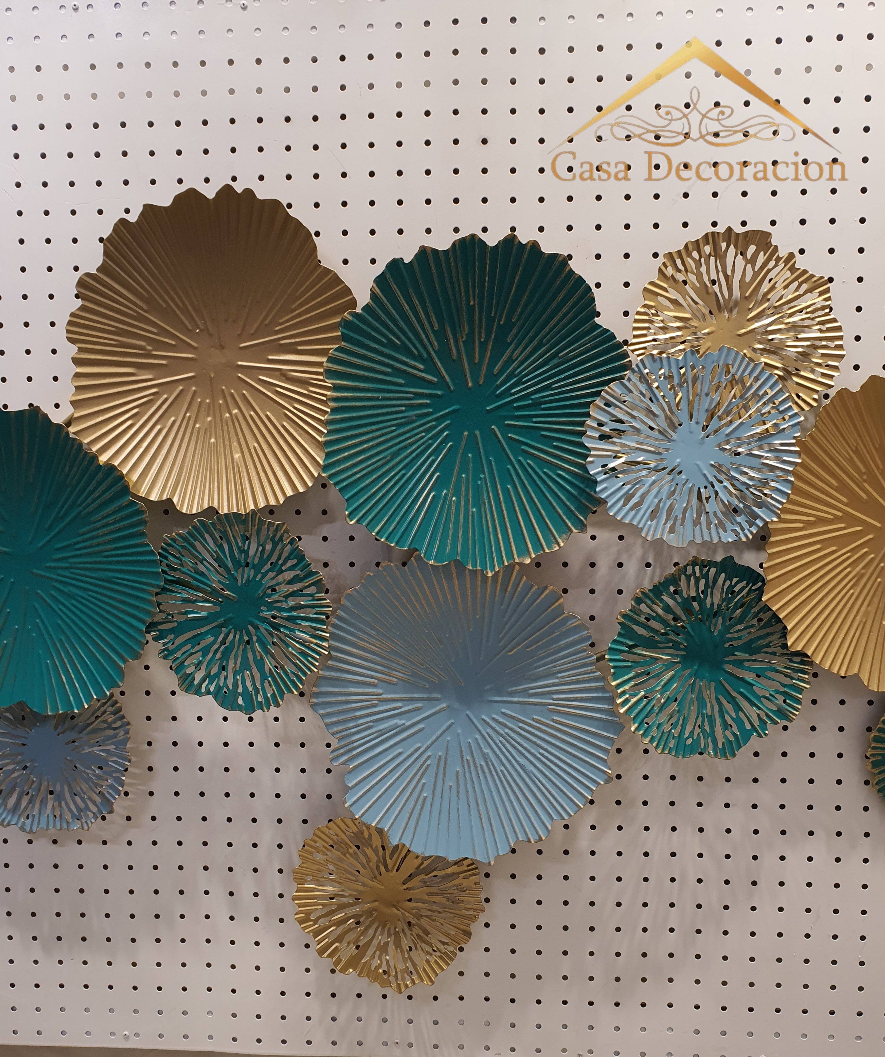 Green and Gold Flower Meta Wall Art