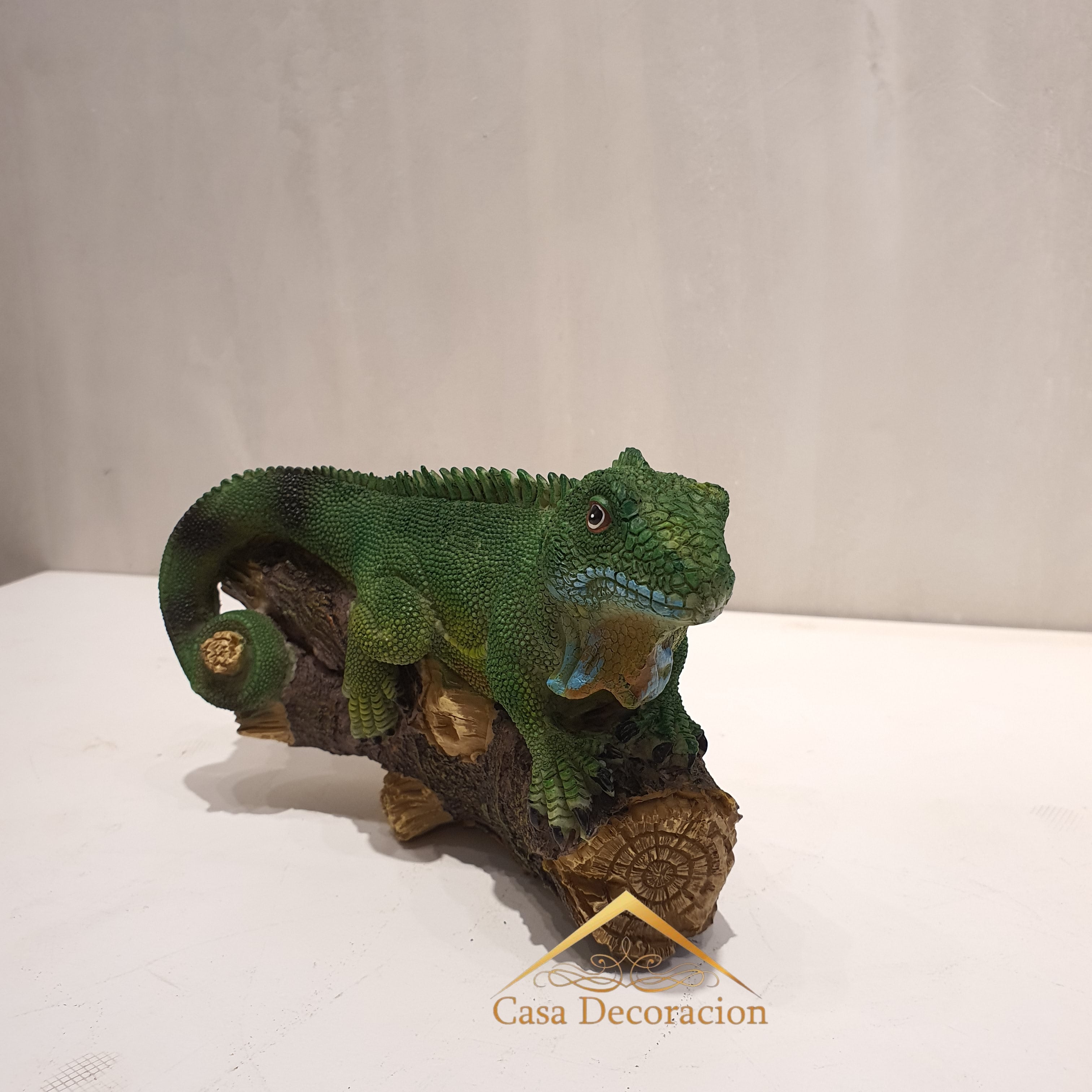 Iguana Decor