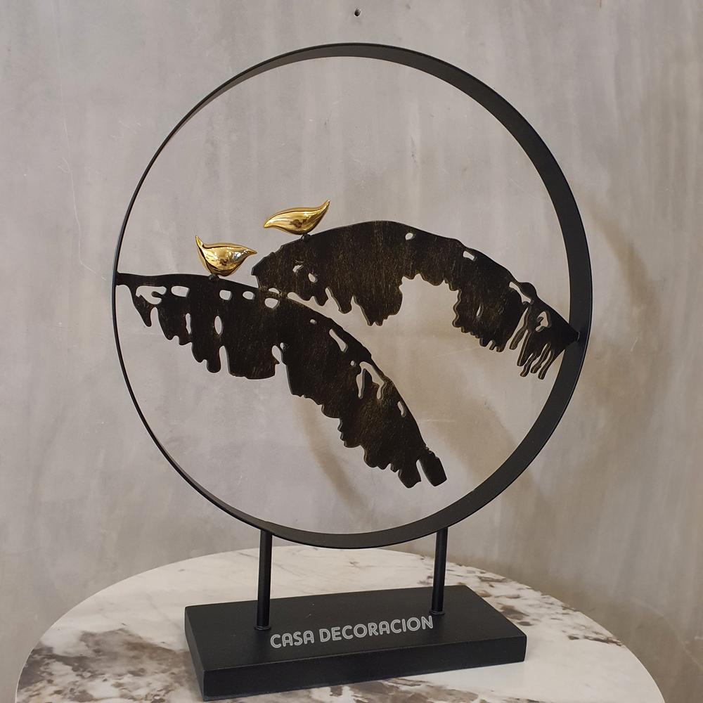 Round Metal Tropical Bird Table Decor